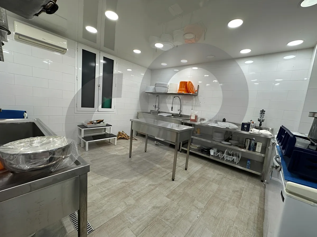 Restaurant for rent in Hadath
