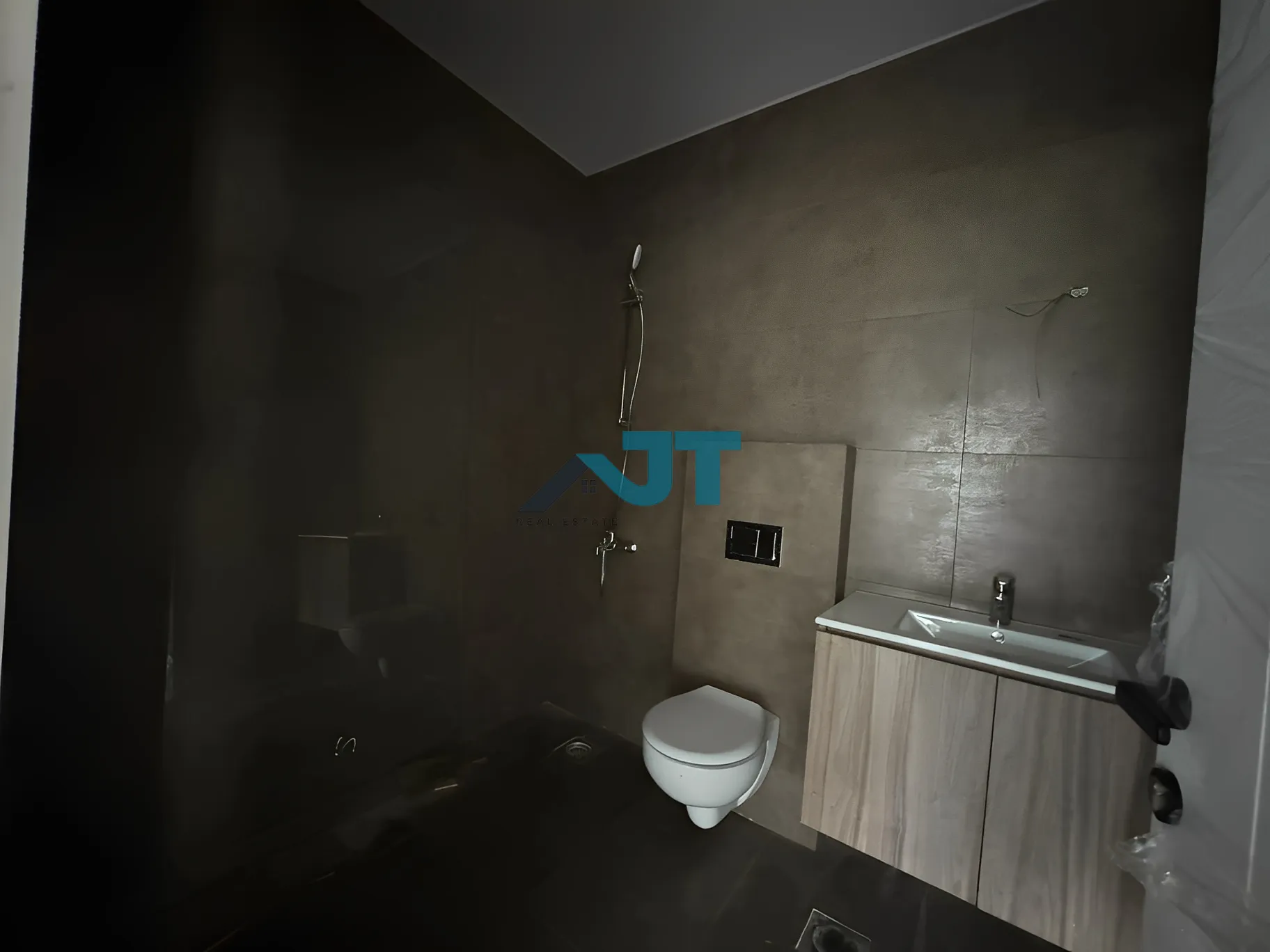 Apartment for Rent in Ain Aar, Lebanon