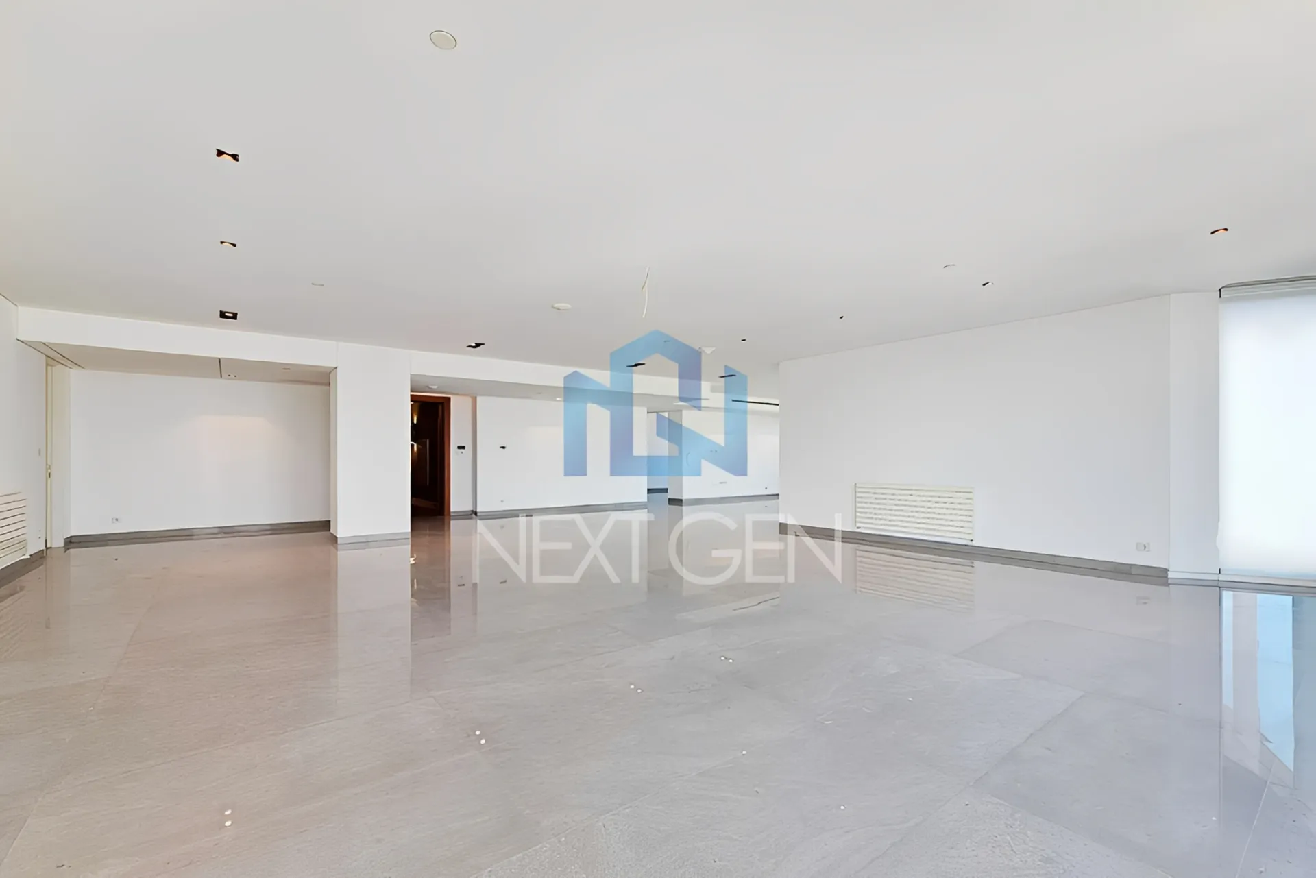 Apartment for rent in Achrafieh, Beirut, Lebanon - 3 bed, 5 bath