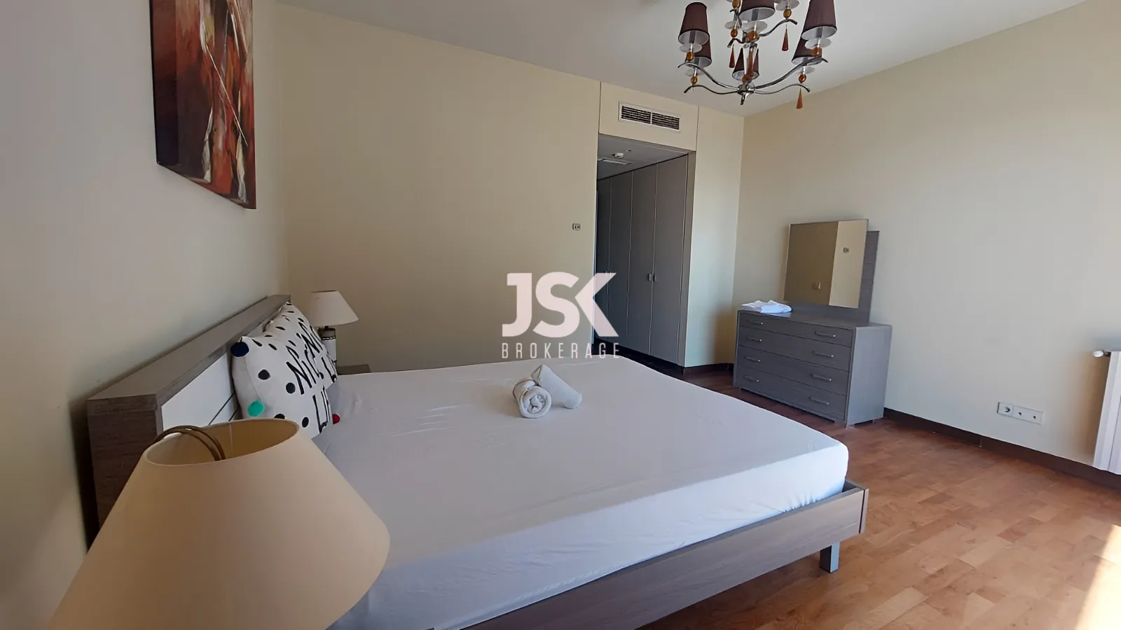 Apartment for Sale in Ras