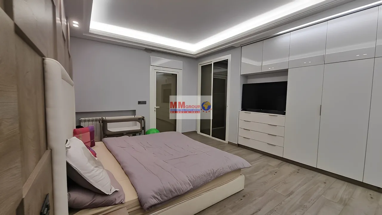 Apartment for Rent in Ain Aalak
