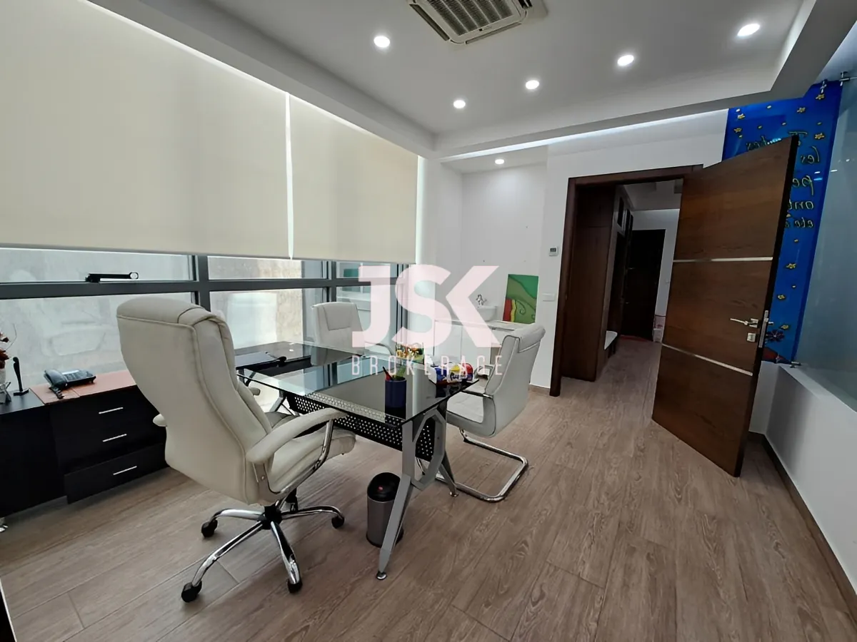 Commercial property for Rent in Jdeideh, Lebanon