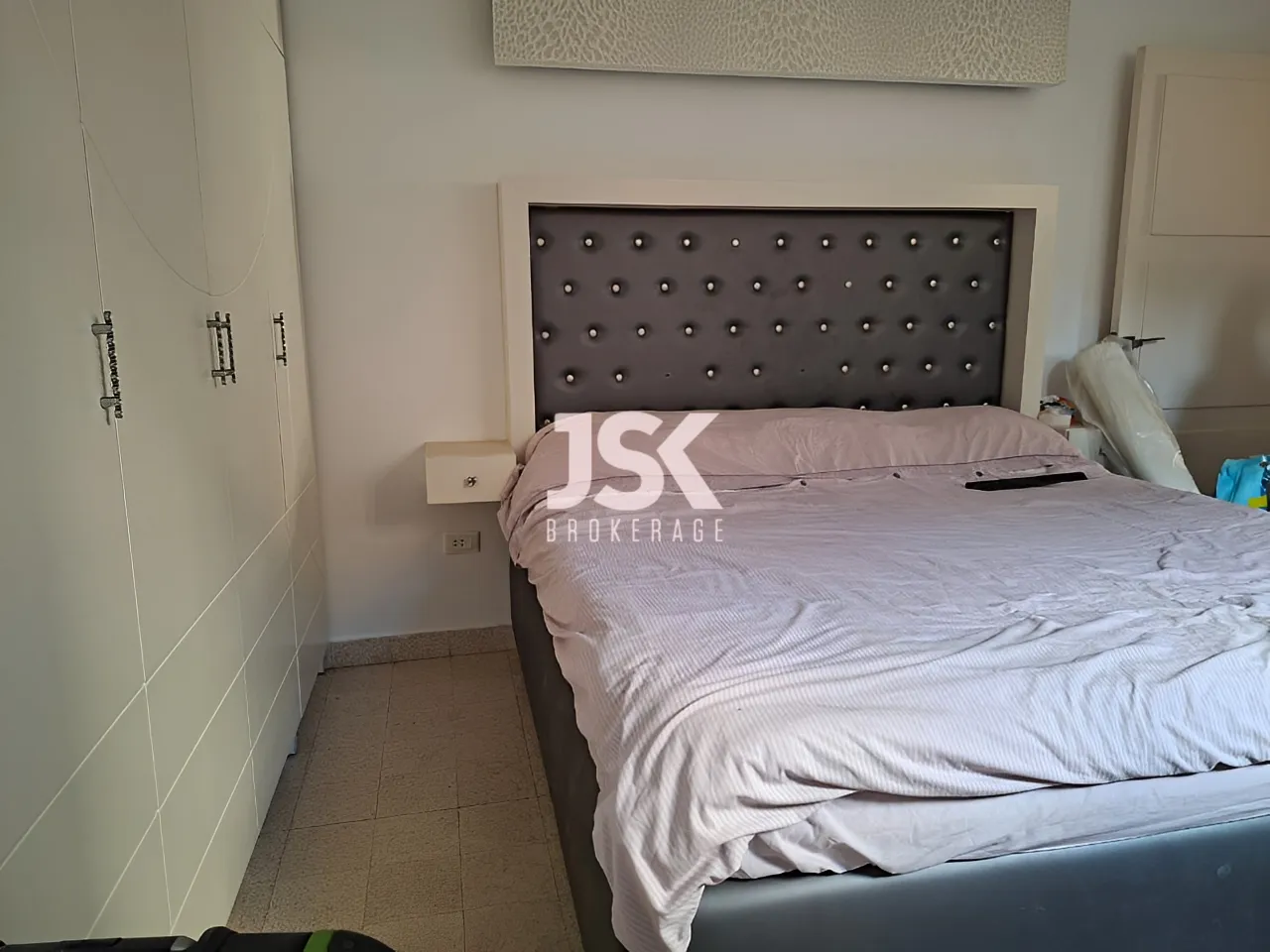 Apartment for Rent in Corniche el Mazraa, Beirut