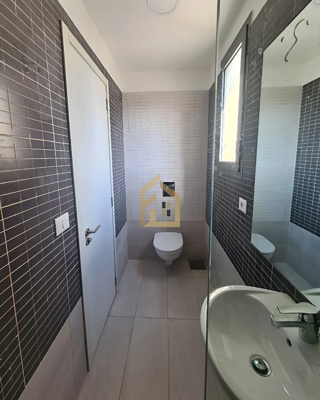 Apartment for sale in Achrafieh, Beirut, Lebanon - 3 bed, 4 bath