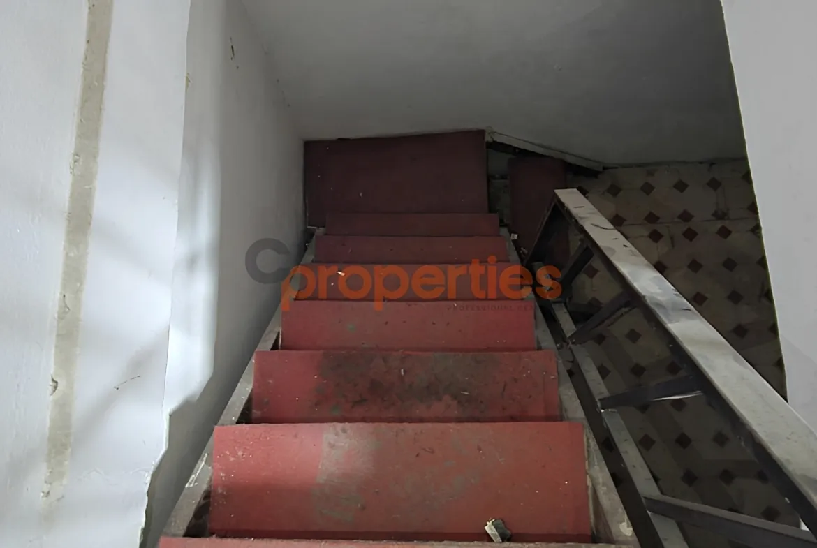 Shop for sale in Haret Hreik