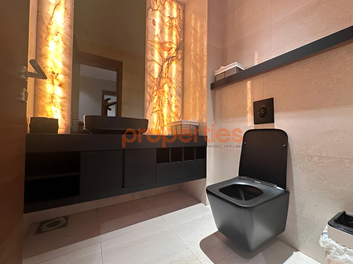 Apartment for Sale in Raoucheh
