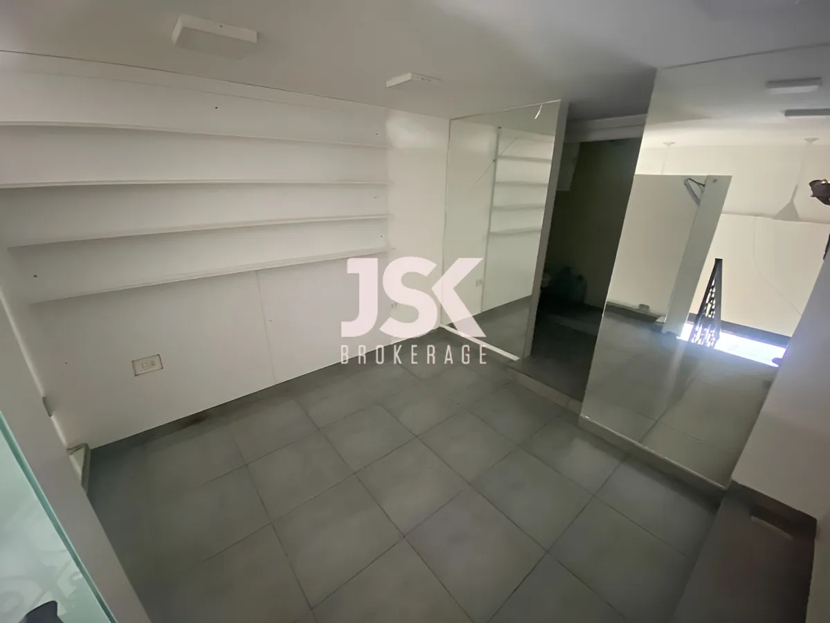 Shop for Sale in Antelias