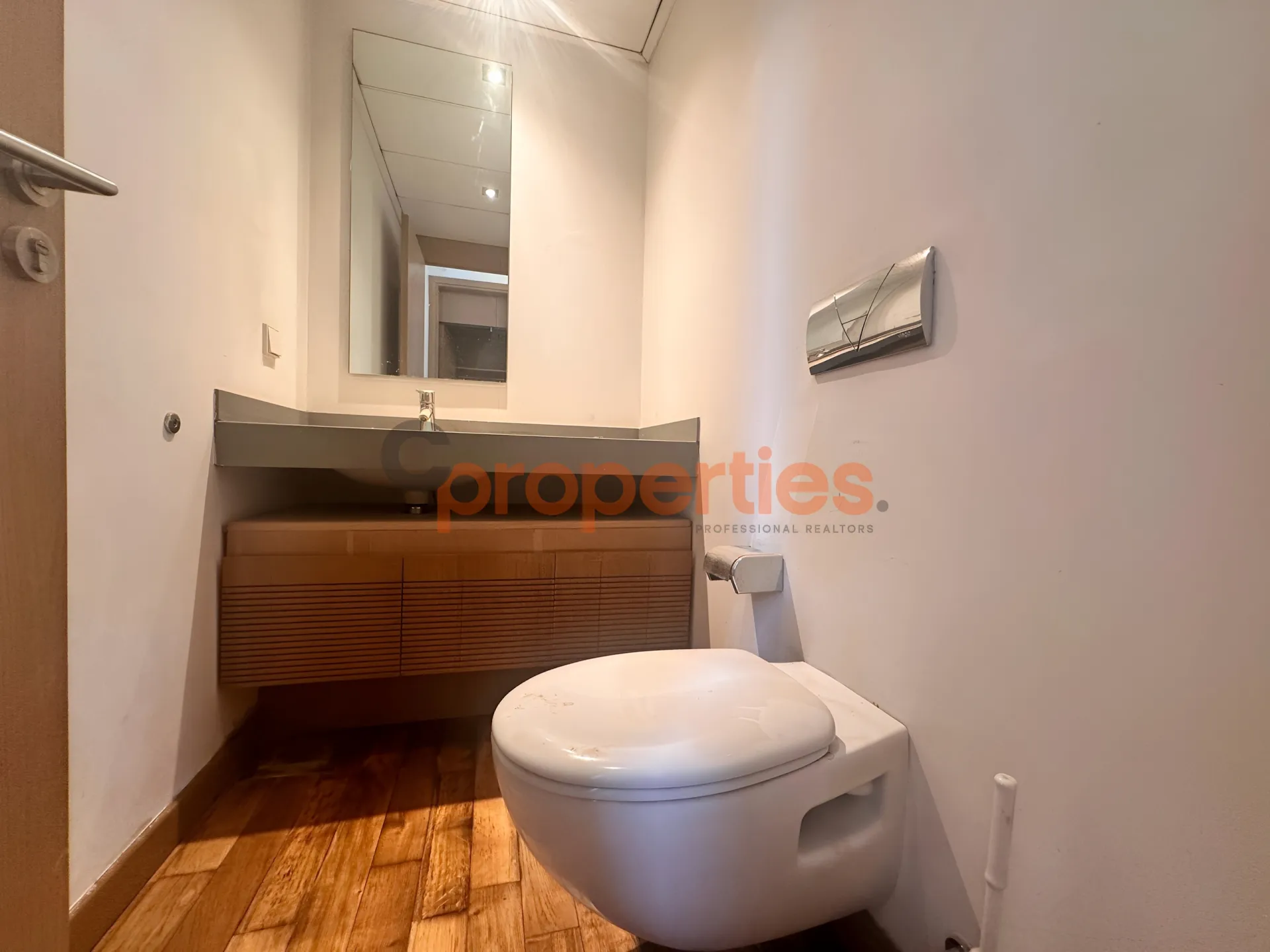 Apartment for Rent in Downtown