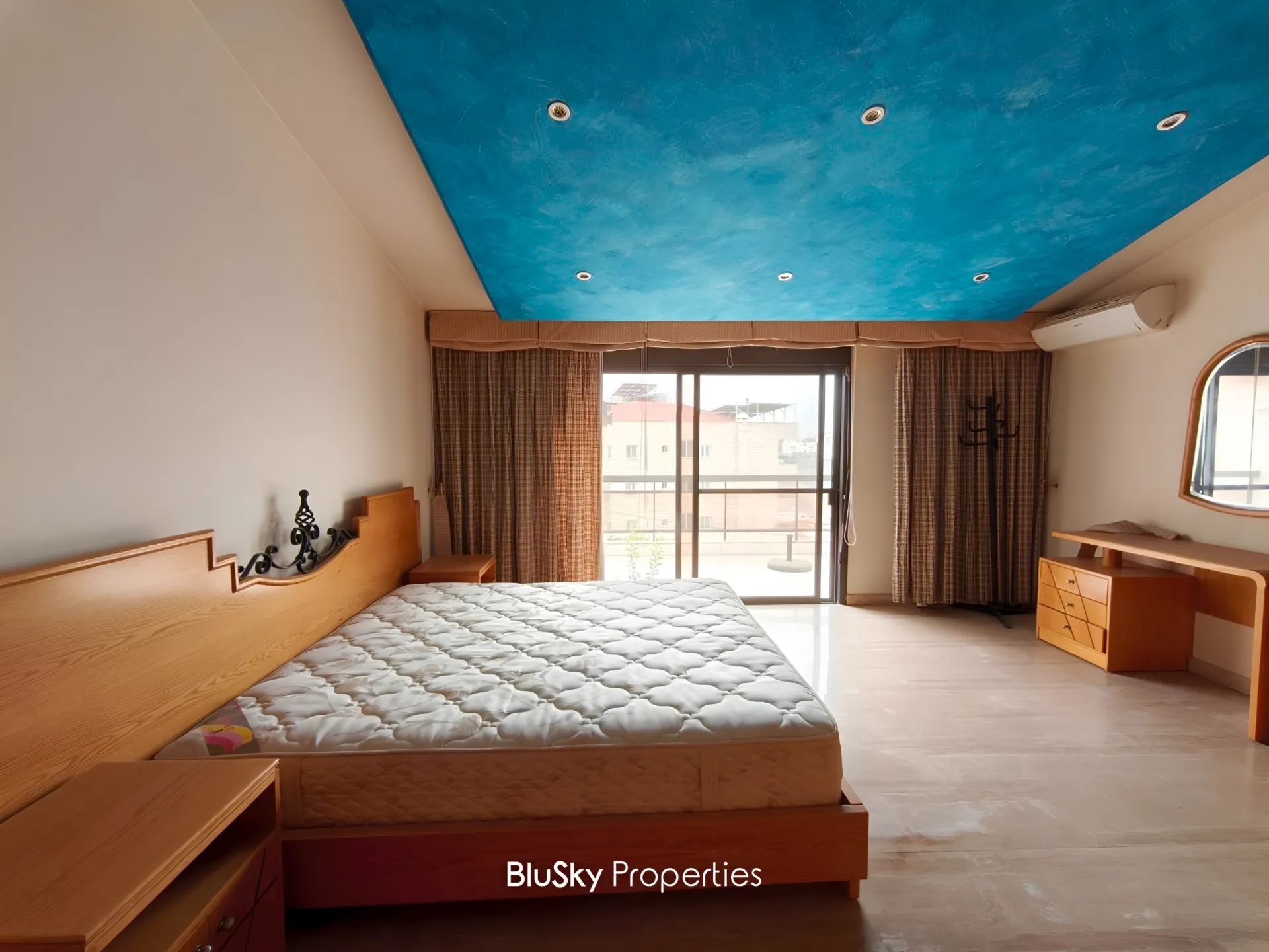 Triplex for sale in Tilal ain saadeh, metn, lebanon