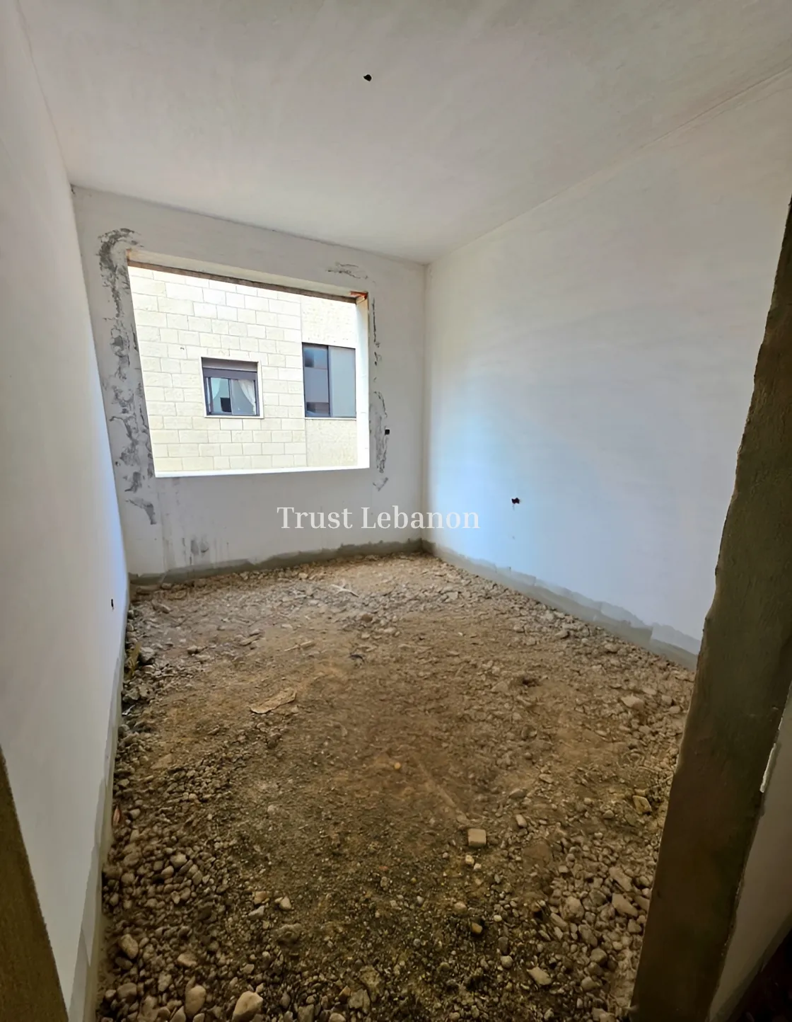 Apartment for sale in Qornet El Hamra, Lebanon
