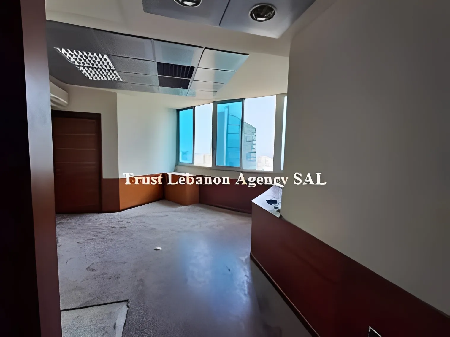 Office for rent in Metn, Horsh Tabet
