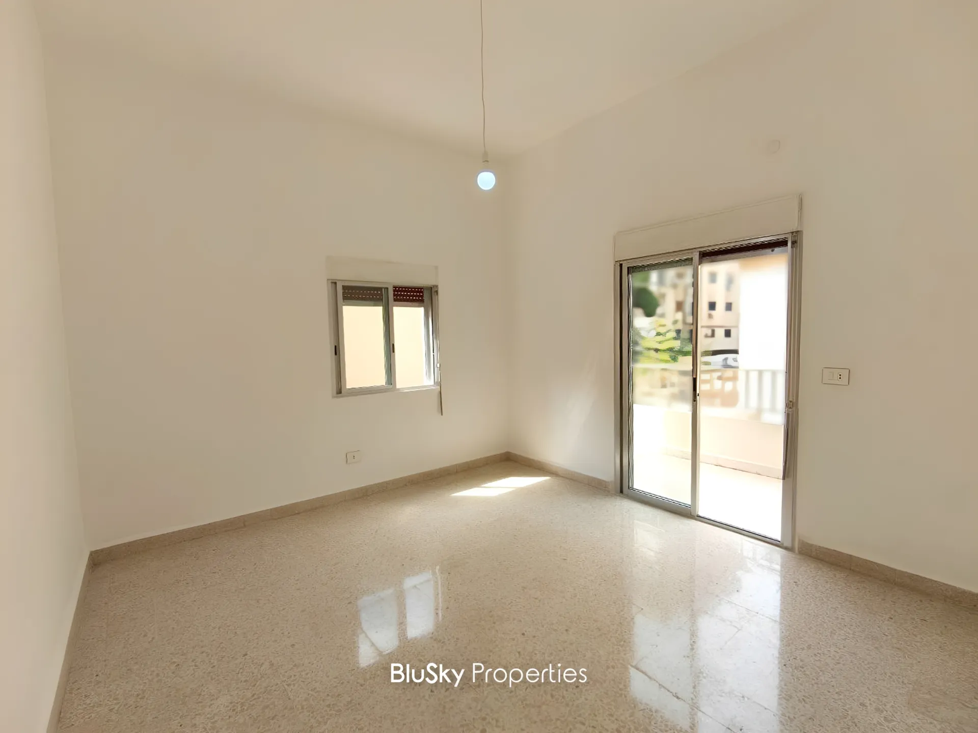 Apartment for rent in Antelias