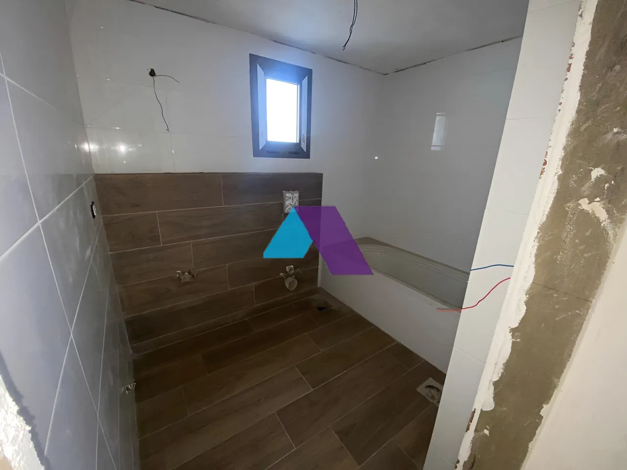 Apartment for Sale in Haret Sakher