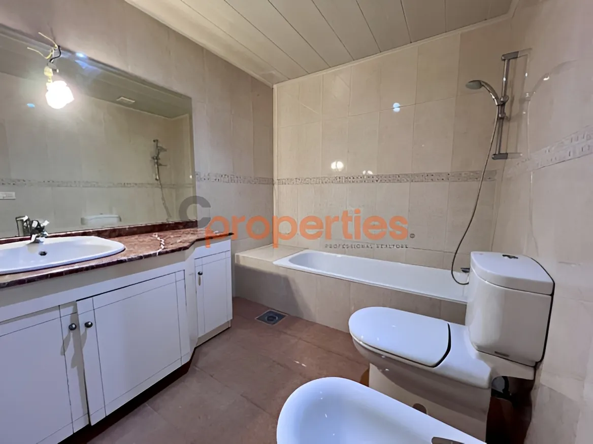 Apartment for Sale in Beit Meri