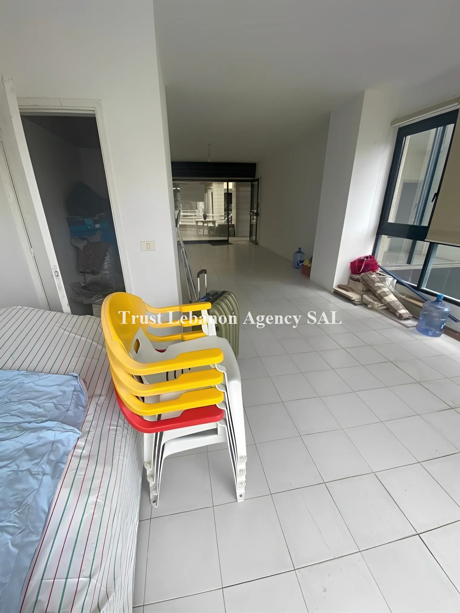Office for sale in Metn, Zalka