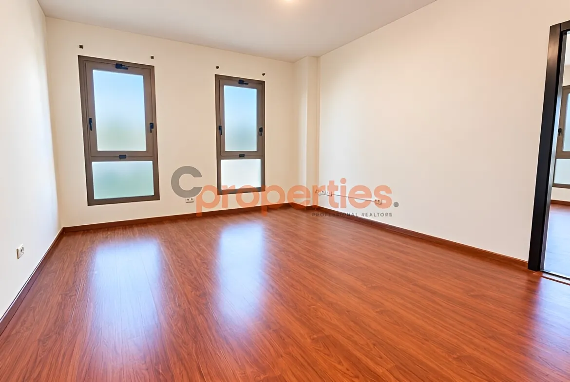 Office for Rent in Saifi Village