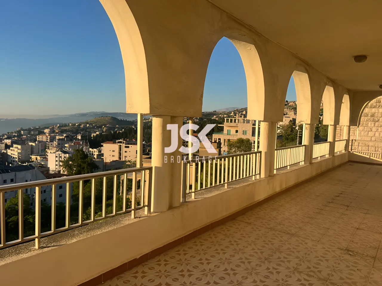Apartment for Sale in Aley
