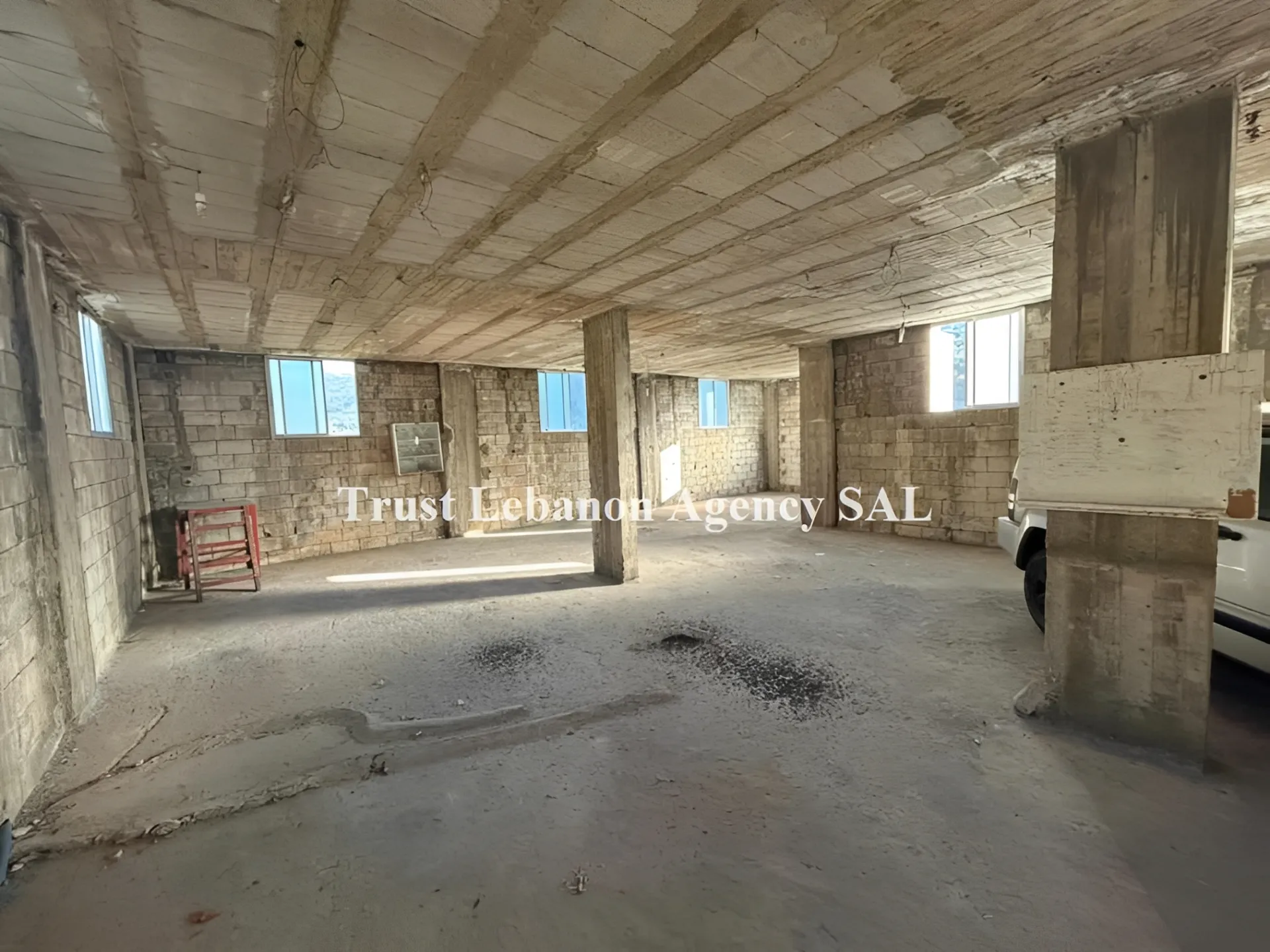 Commercial Property For Rent in Jbeil,
