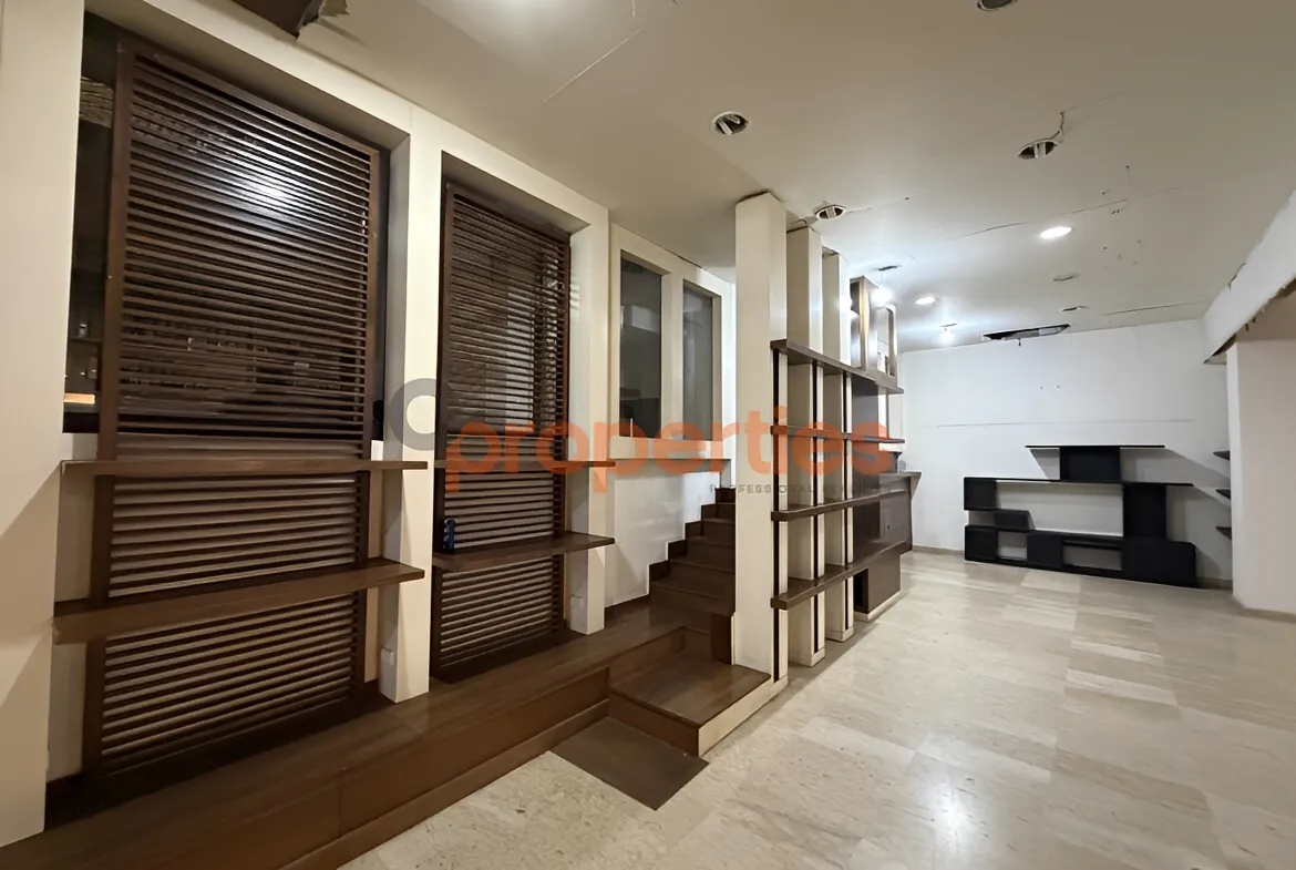 Shop for Rent in Gemmayzeh