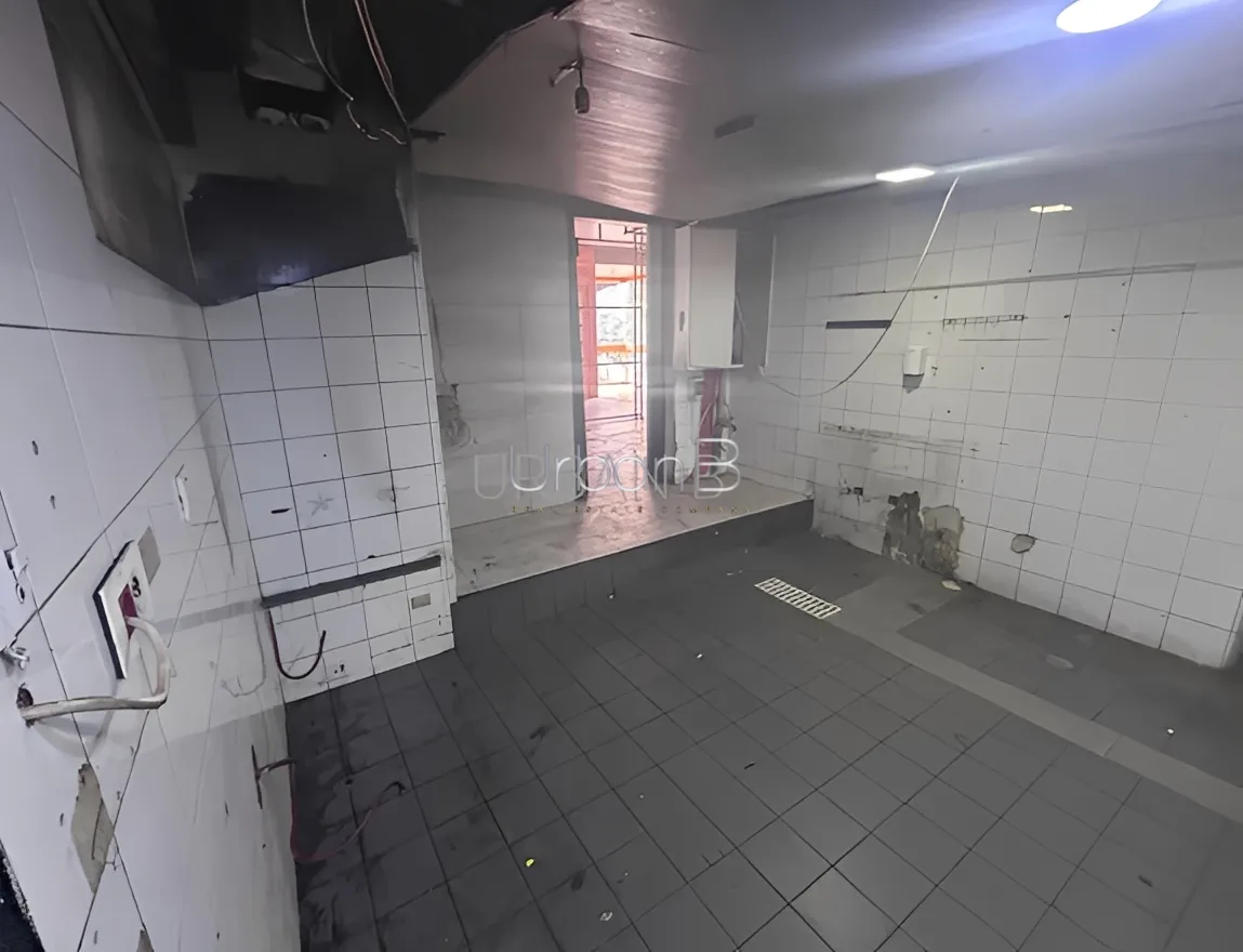 Restaurant for Sale in Sassine, Bayrut, Lebanon
