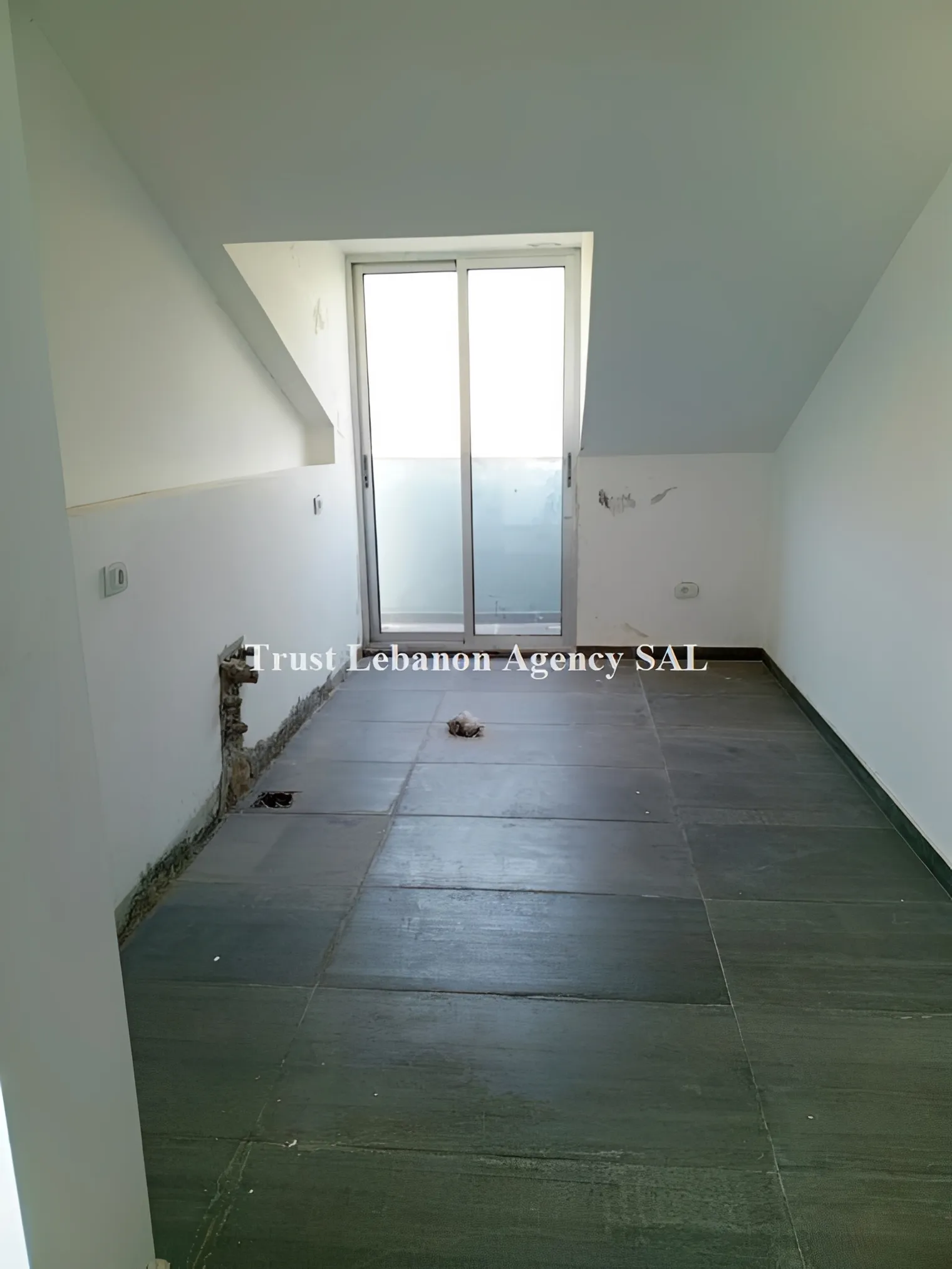 Duplex for Sale in Metn Dbayeh Lebanon