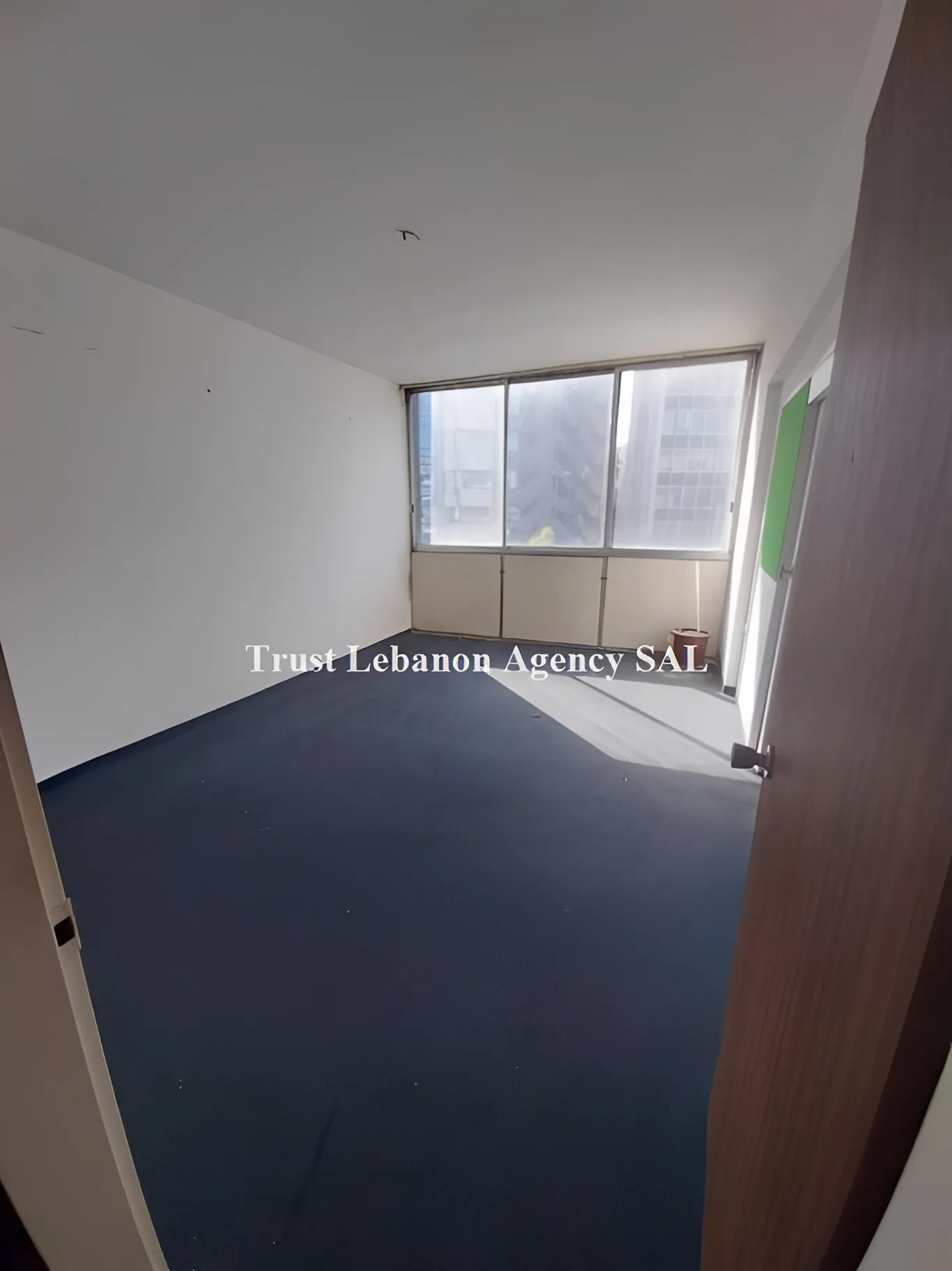 Office for rent in Beirut, Adliyeh