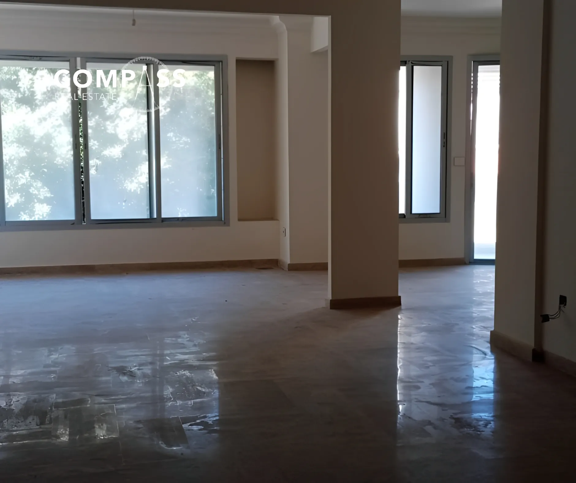 Apartment for rent in Achrafieh, Beirut, Lebanon - 2 bed, 2 bath
