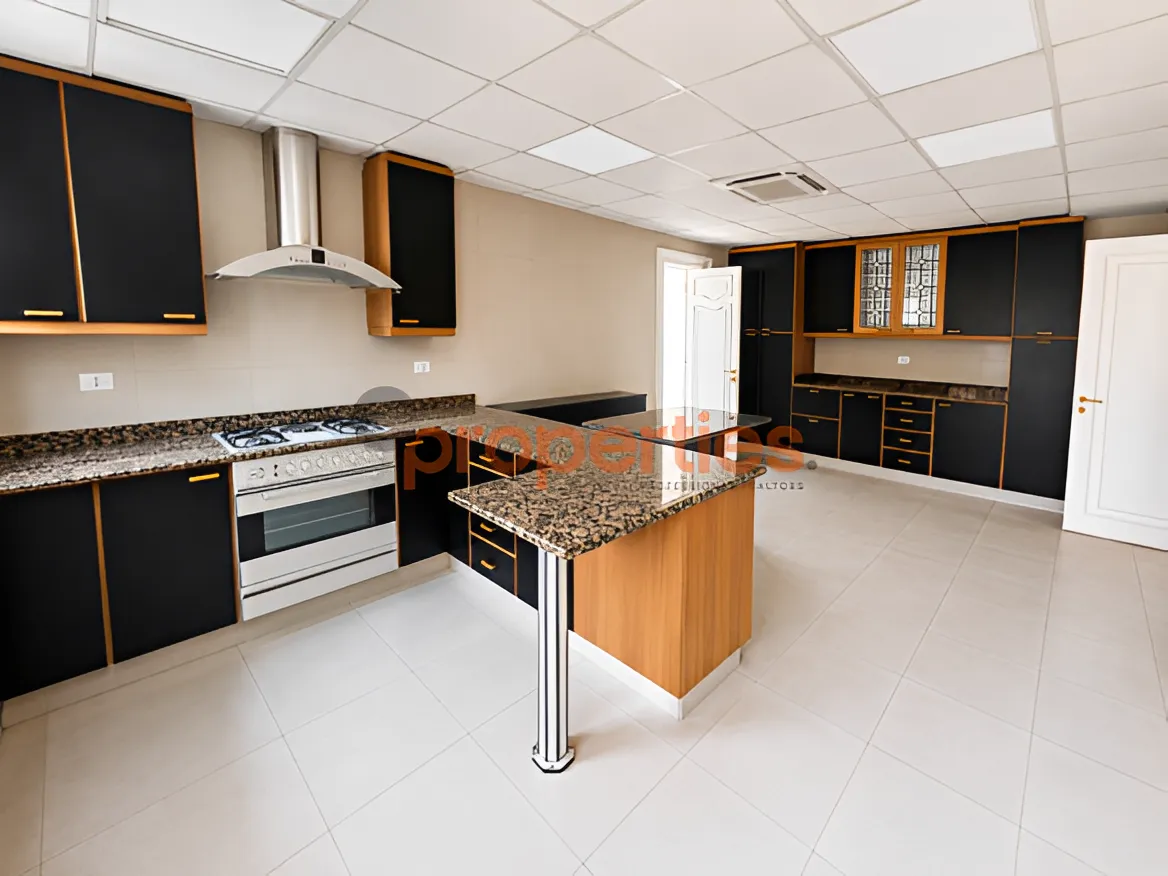 Apartment for sale in Ramleh Al Bayda, Beirut, Lebanon - 3 bed, 4 bath
