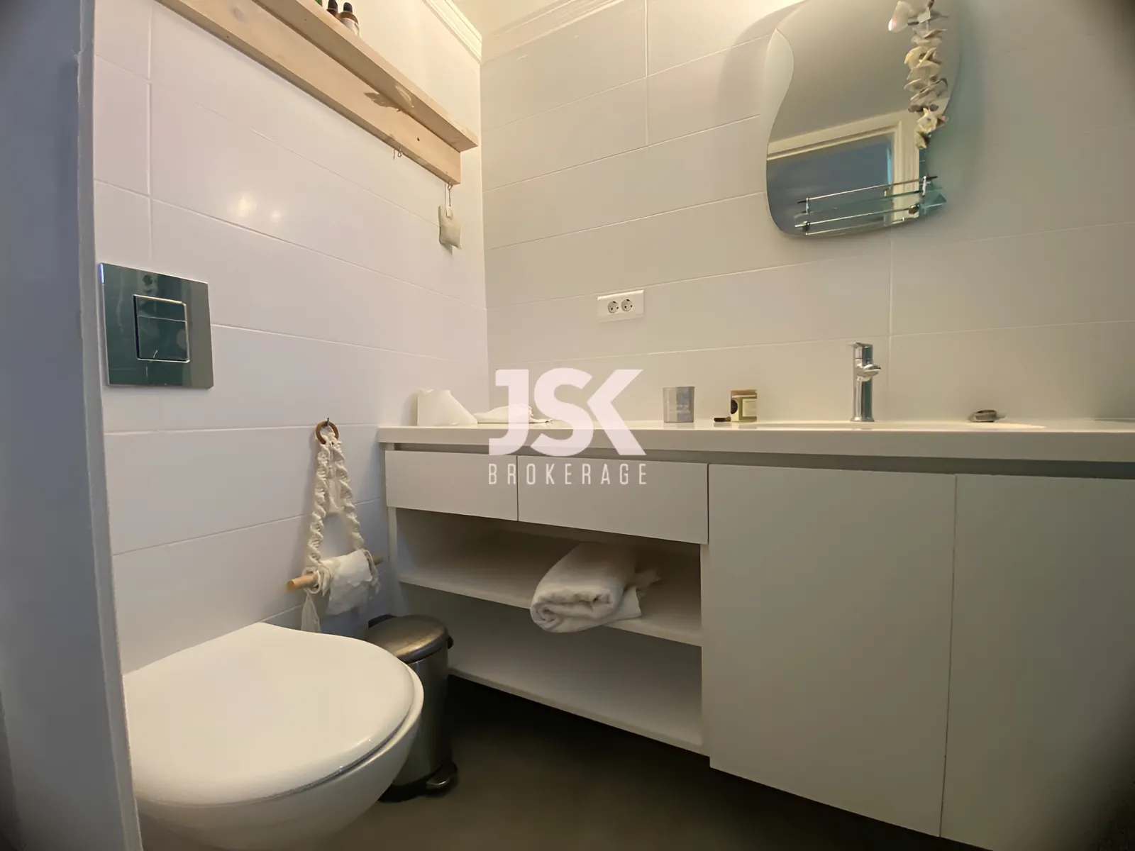 Apartment for Rent in Batroun