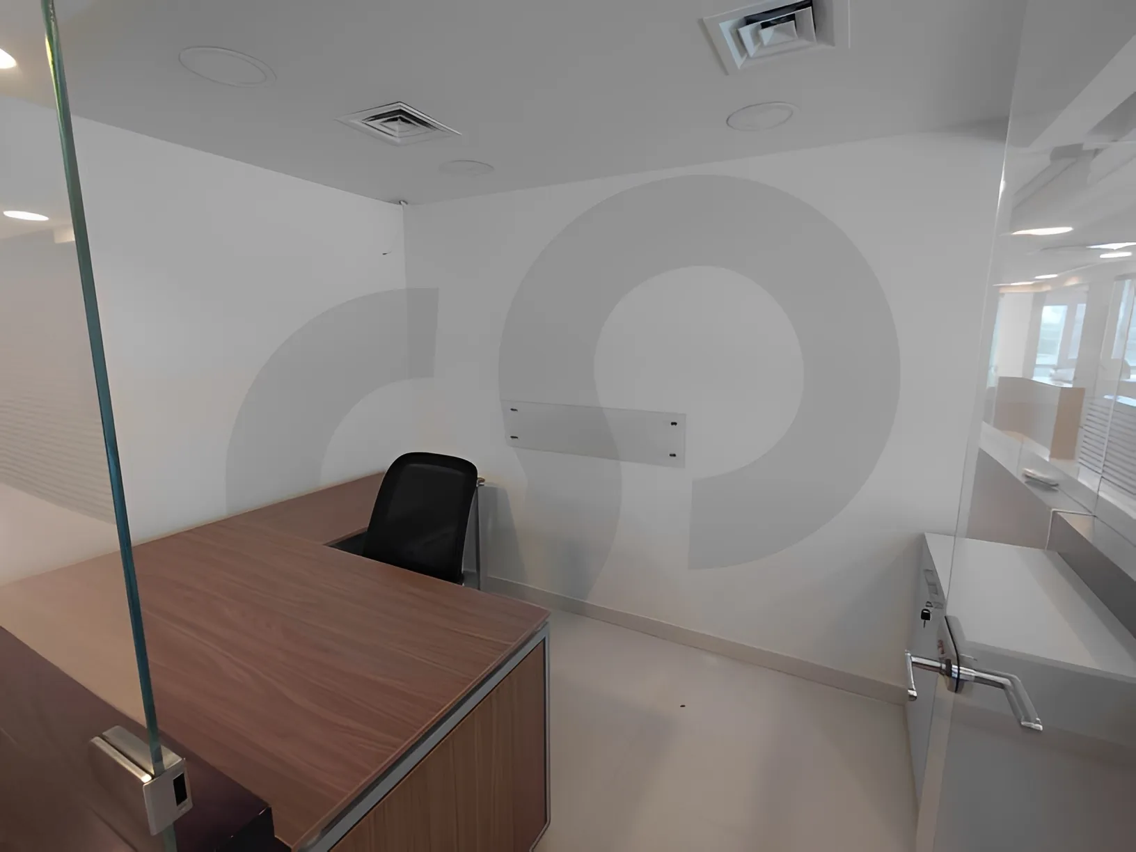 Office for Rent in Mkalles
