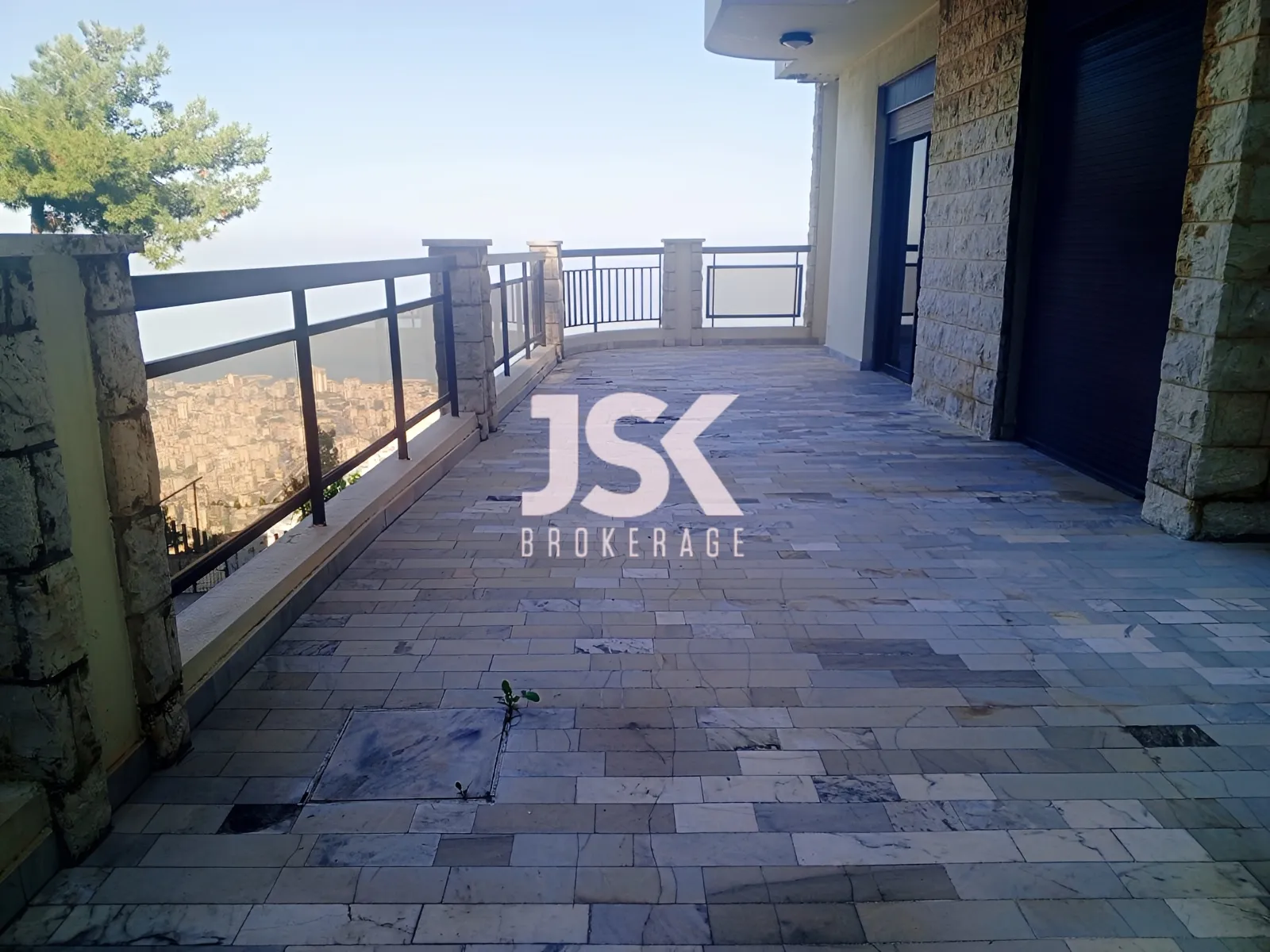 Apartment for Sale in Harissa