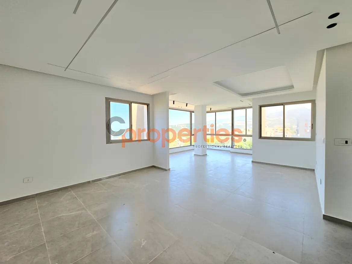 Apartment for Sale in Zikrit - 3 bed, 3 bath