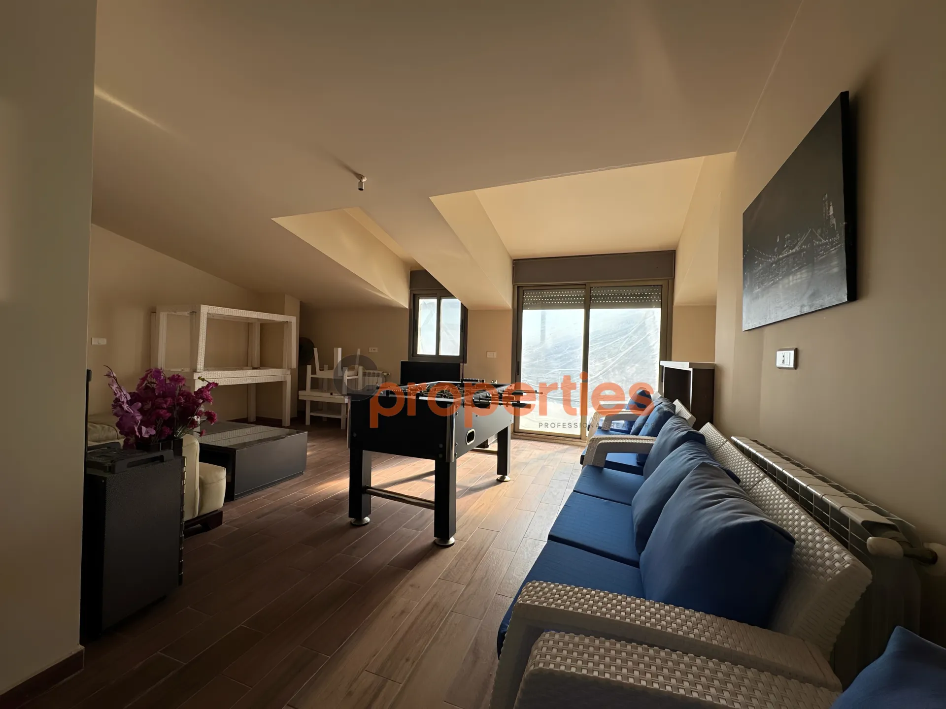 Villa for Sale in Aachqout