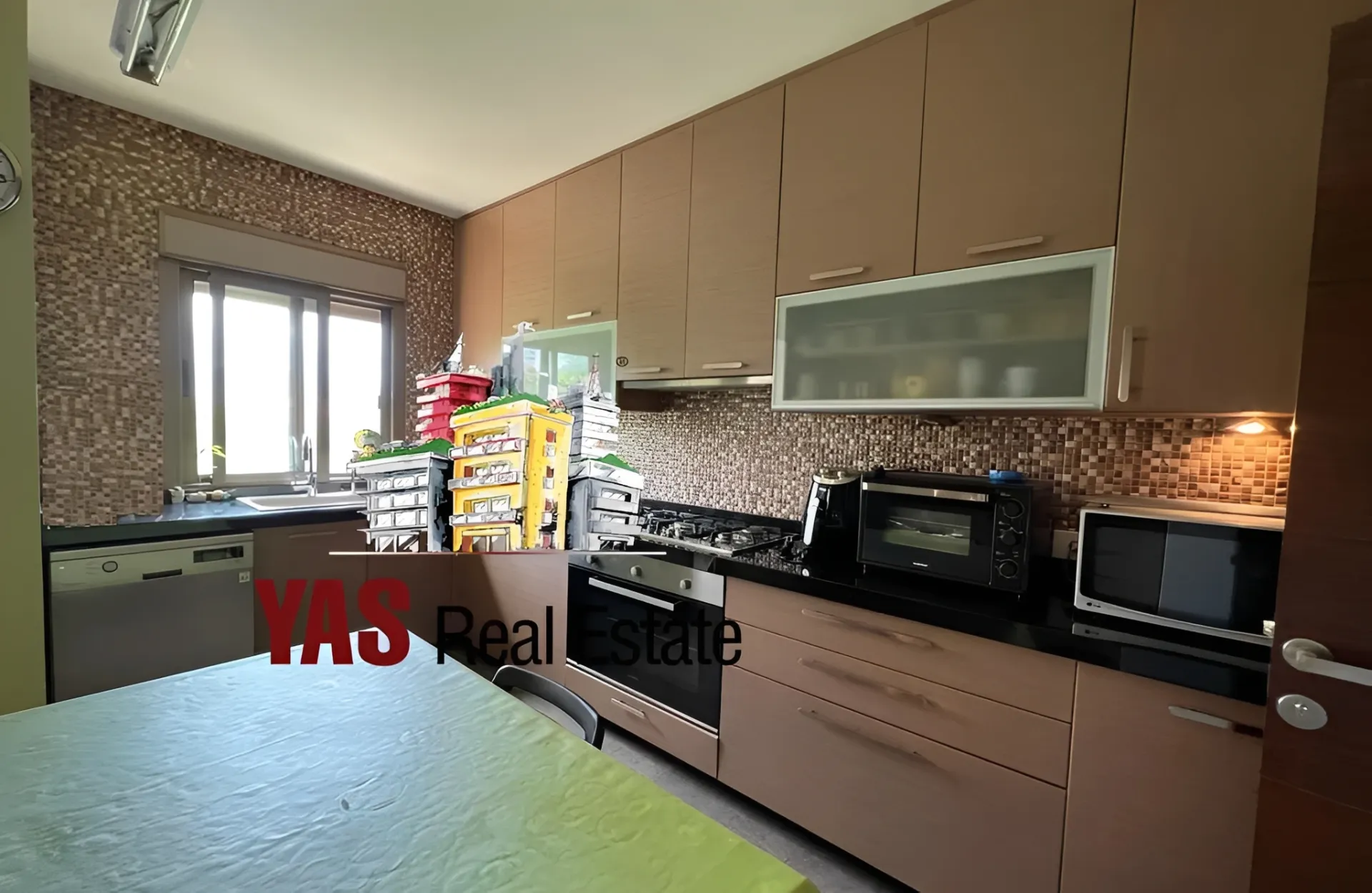 Apartment for Sale in Ballouneh