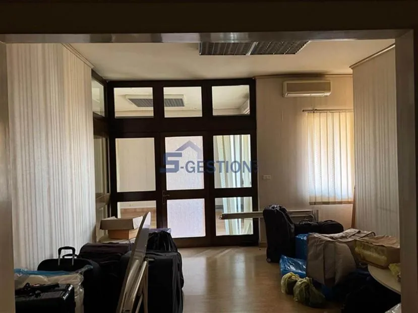 Office for rent in Achrafieh