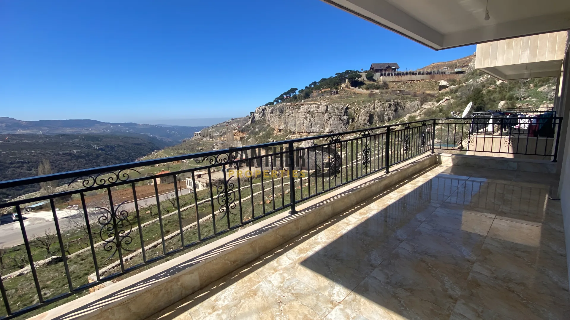 Apartment for sale in Tarchich, lebanon - 2 bed, 3.0 bath