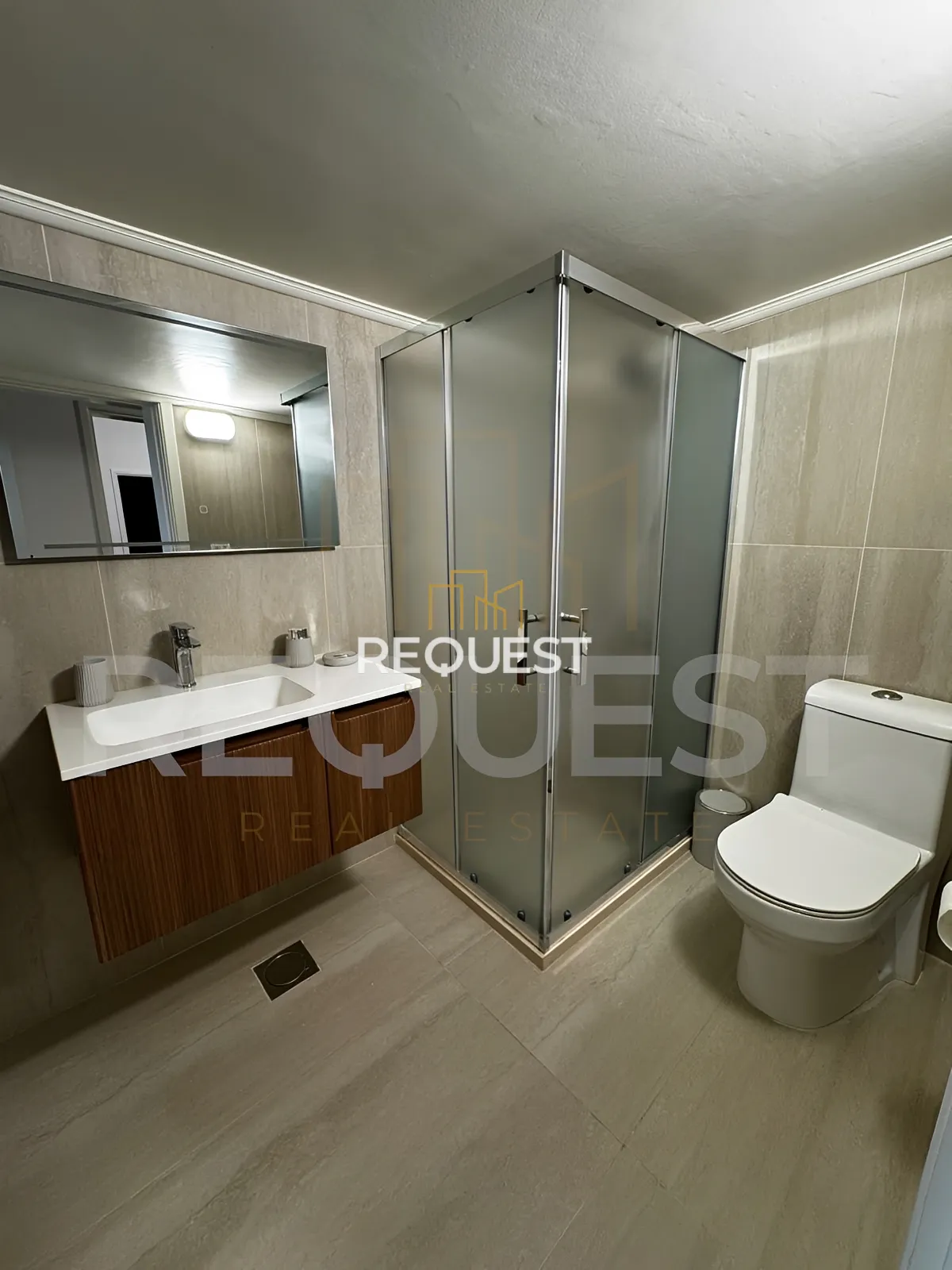 Apartment for rent in Achrafieh