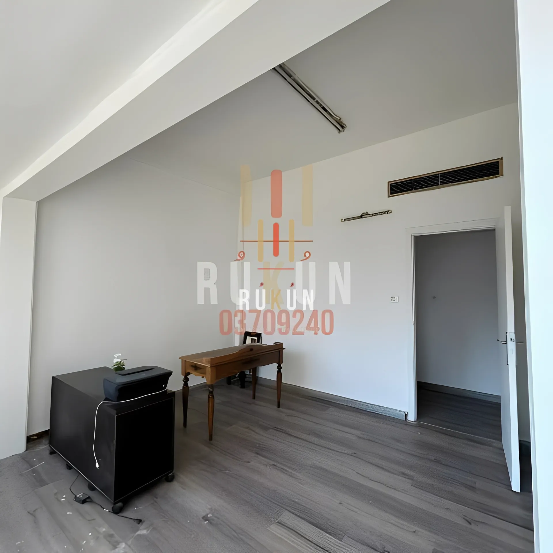 Office for rent in Mar Mikhael