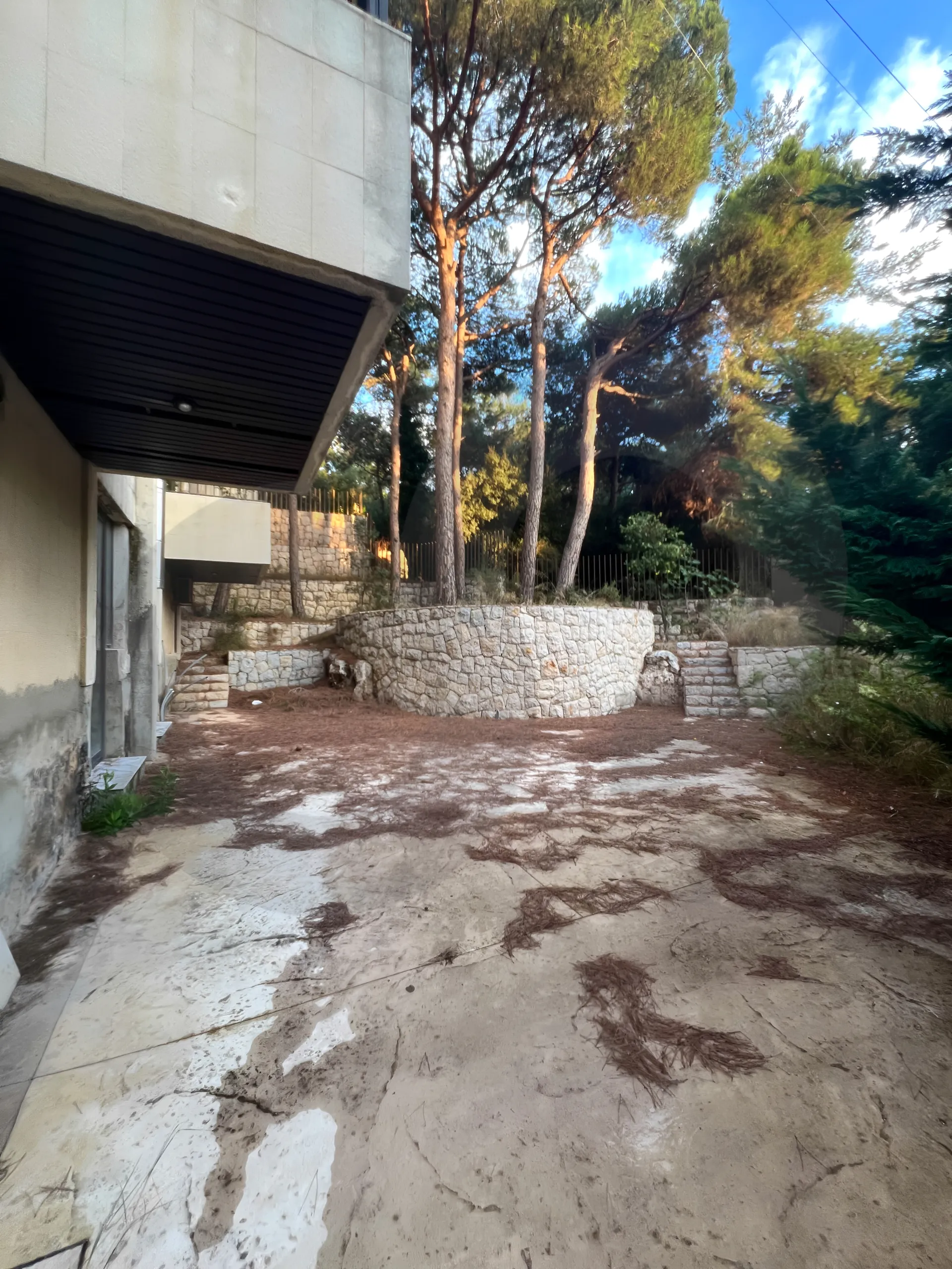 Apartment for Sale in Cornet Chahwan