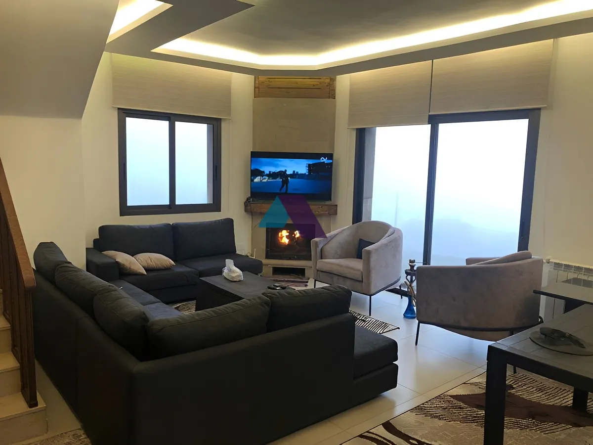 Chalet for sale in Faraiya - 2 bed, 3 bath