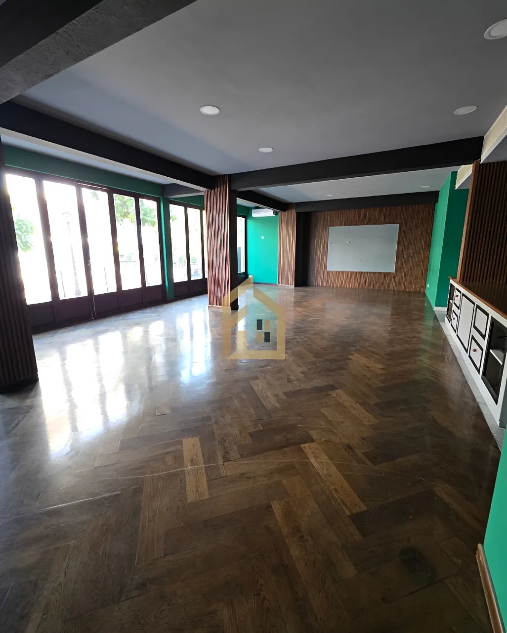 Restaurant for rent in Zouk Mikael, Lebanon