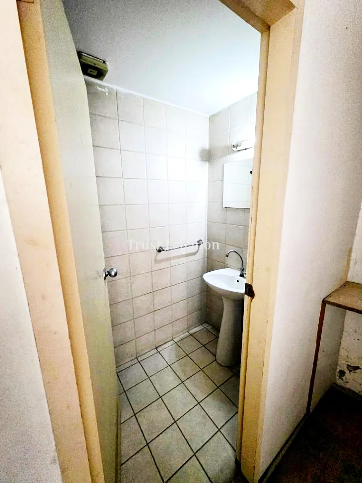 Shop for rent in Downtown, beirut, Lebanon