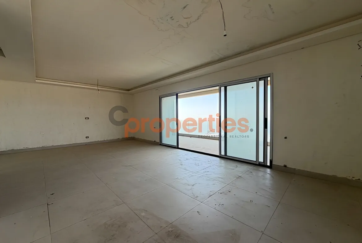 Apartment for Sale in Cornet Chahwan
