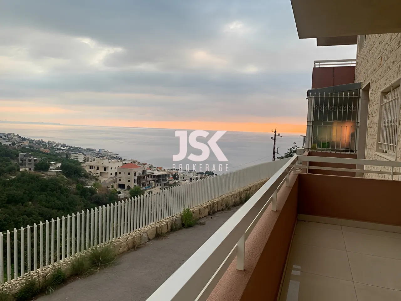 Apartment for Rent in Halat