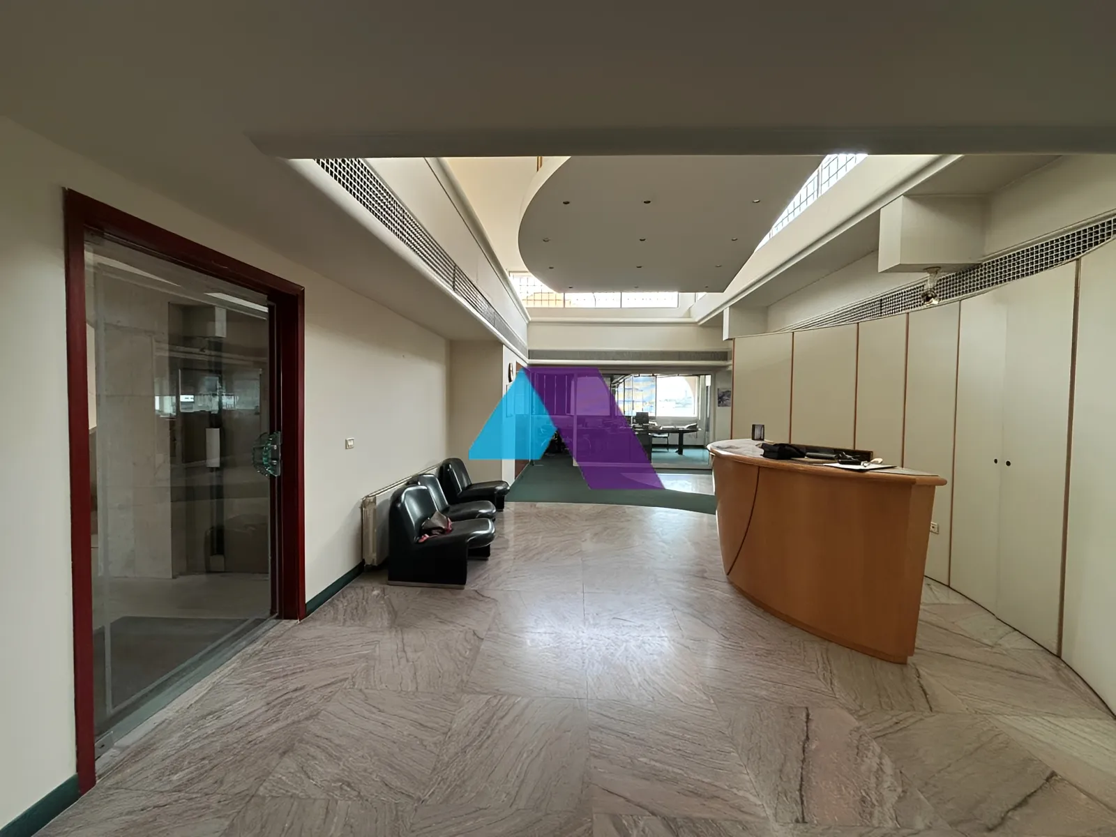Office for rent in Jounieh