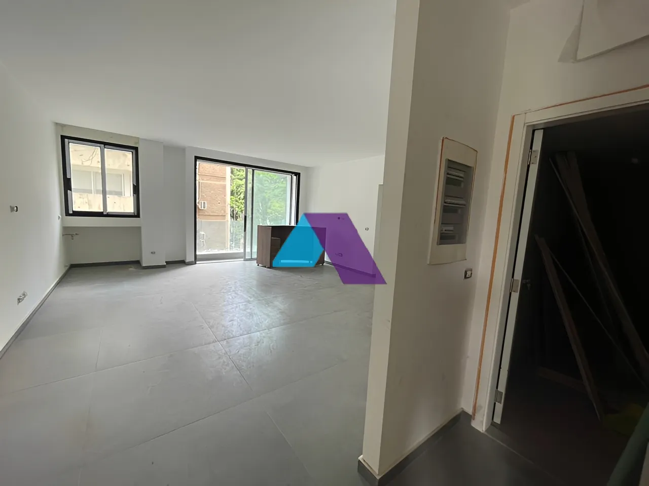 Apartment for Sale in Achrafieh - 2 bed, 2 bath