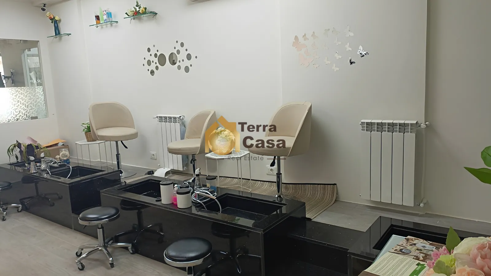 Shop for Sale in Ain el Ghossein