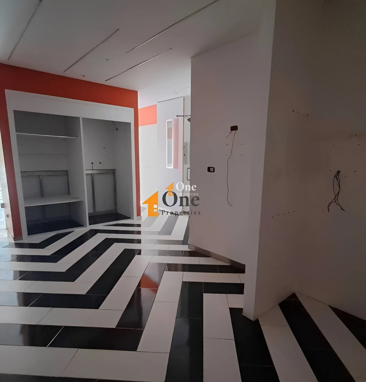 Shop for rent in Zouk Mikael, Lebanon