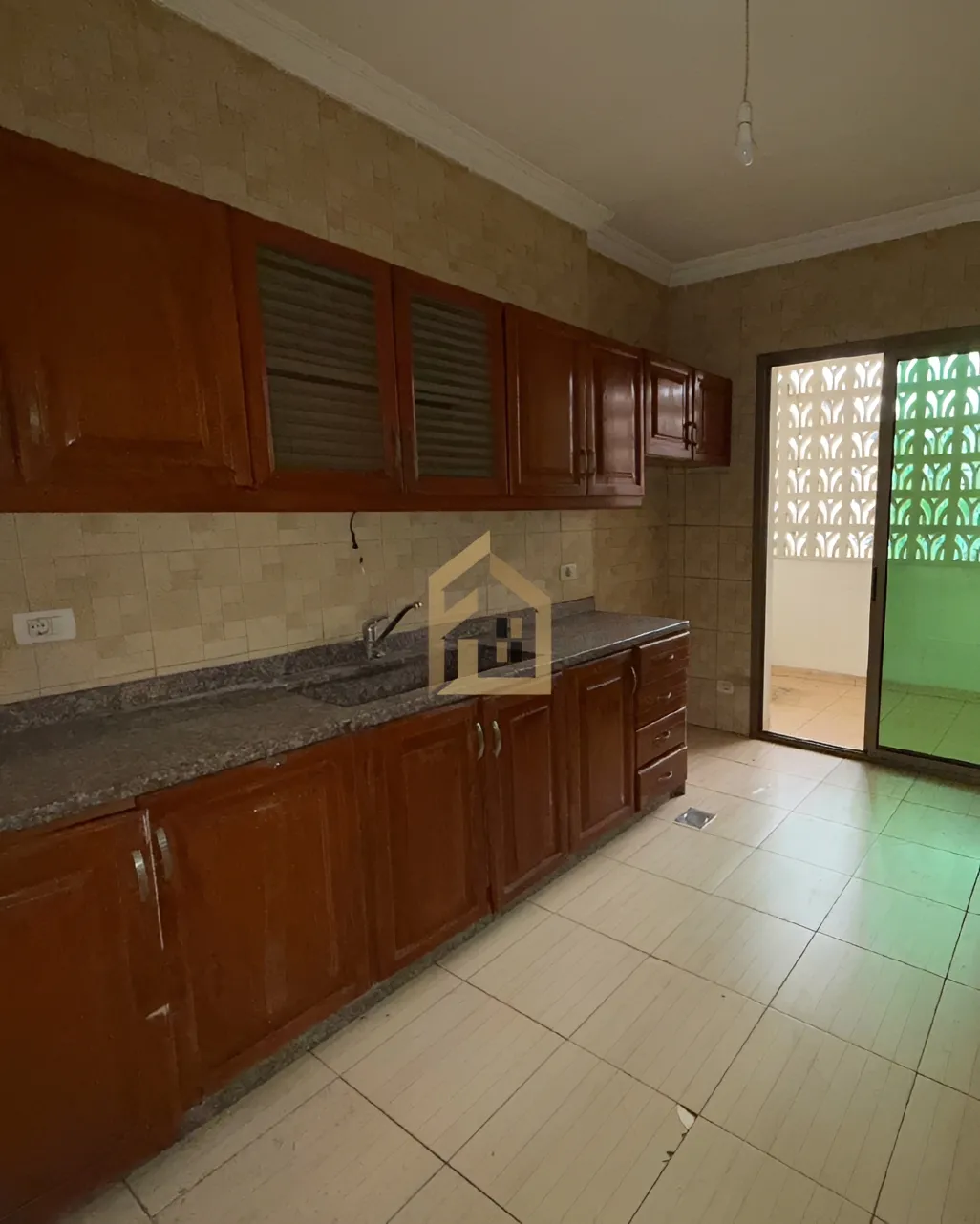 Apartment for sale in Salim Salam, Bayrut, Lebanon