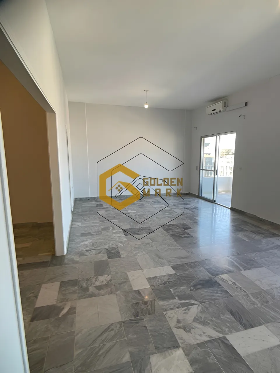 Apartment for Sale in Hlaliyeh